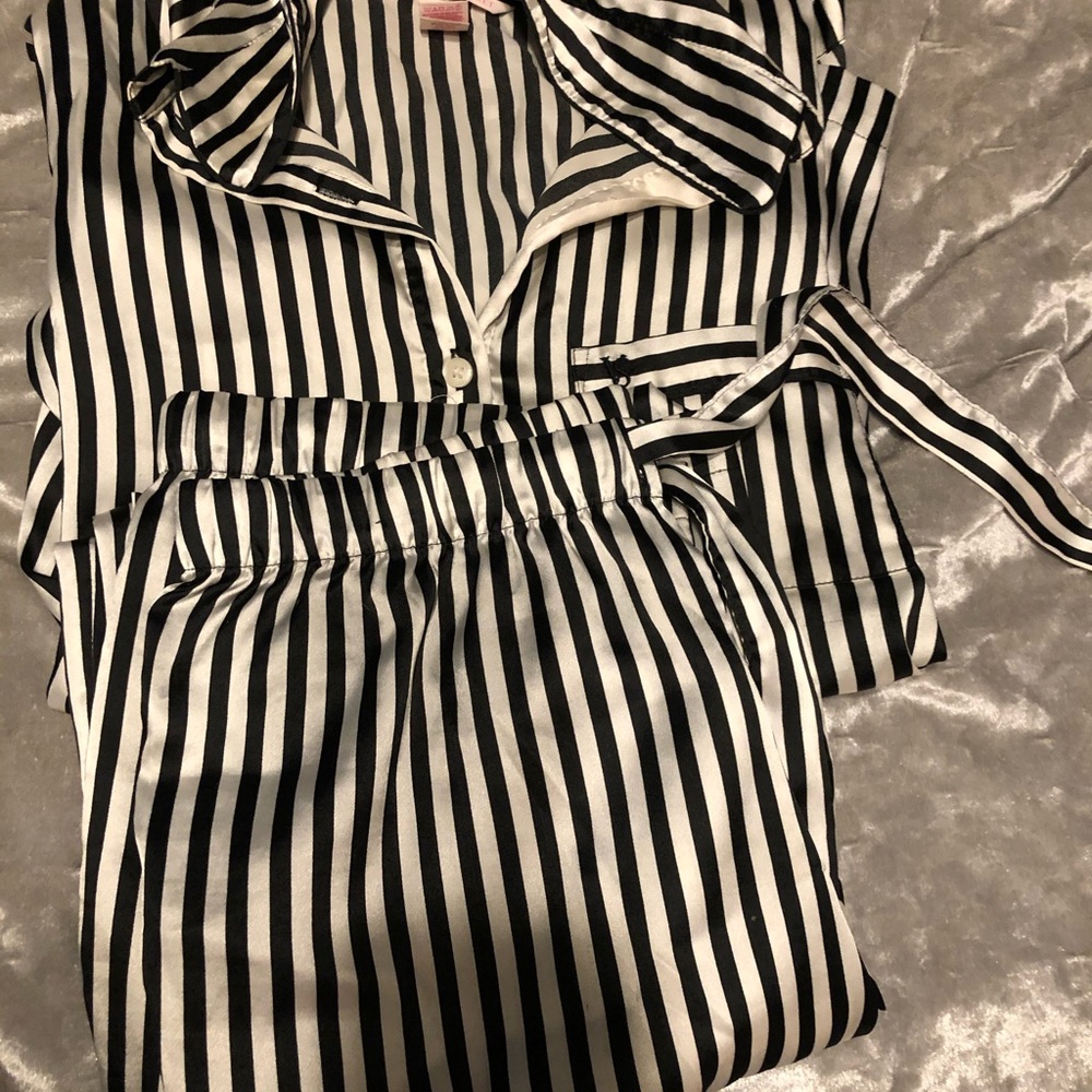 Victoria.’s Secret Satin Pajamas , size xsmall